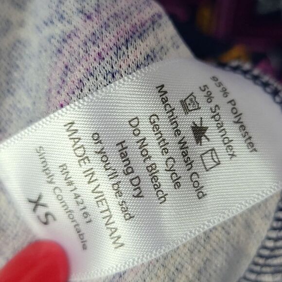 LuLaRoe Cassie Bodycon Skirt Navy Arrow Print Jaquard Stretch Pencil Knee XS 2/4 - Picture 7 of 9